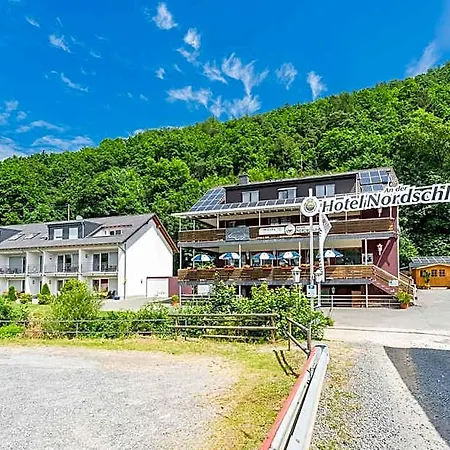 An Der Nordschleife آدناو