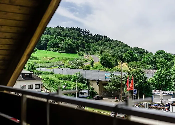 An Der Nordschleife Adenau