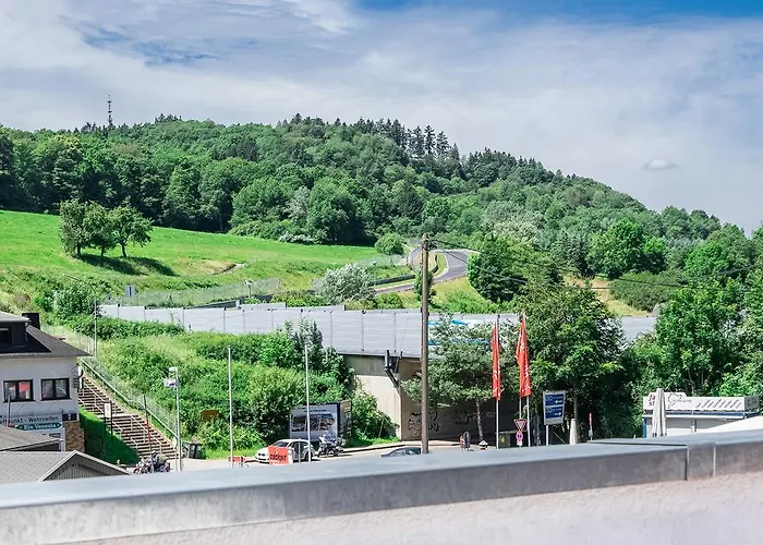 מלון דירות An Der Nordschleife 3*
